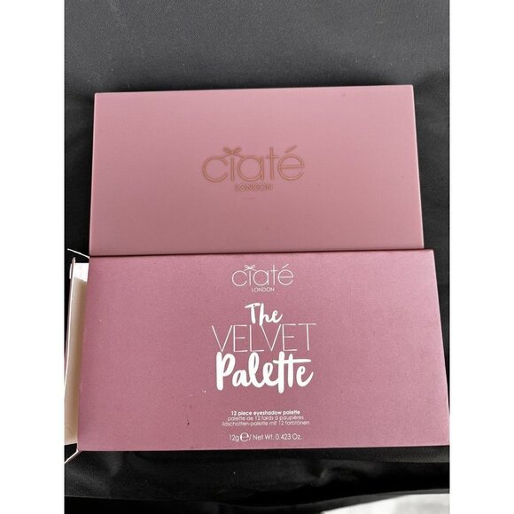 Ciate London The Velvet Palette 12 Piece Eyeshadow Metallics and Mattes - Picture 4 of 4